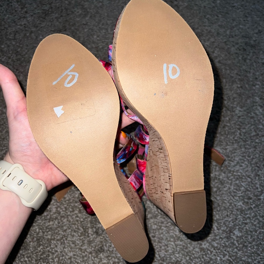 Colorful Wedges - Picture 4 of 8